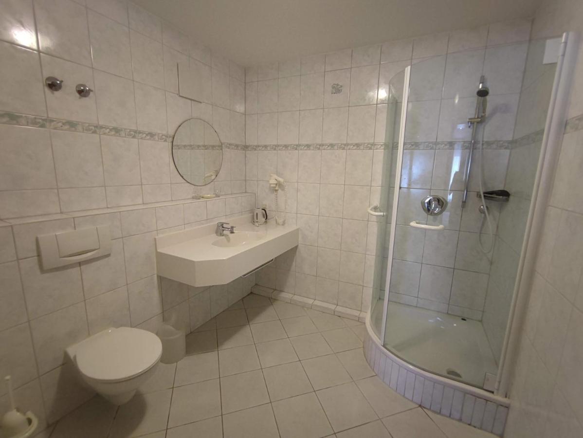 Hotel Schiff Раштатт Екстер'єр фото